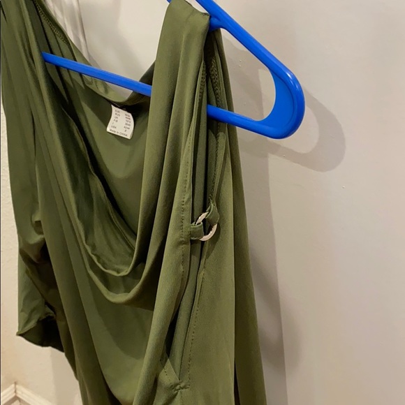 Venus women’s shirt size S - Picture 3 of 4